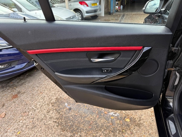 Used BMW 3 Series 2015 for sale - 76337670: Photo 42