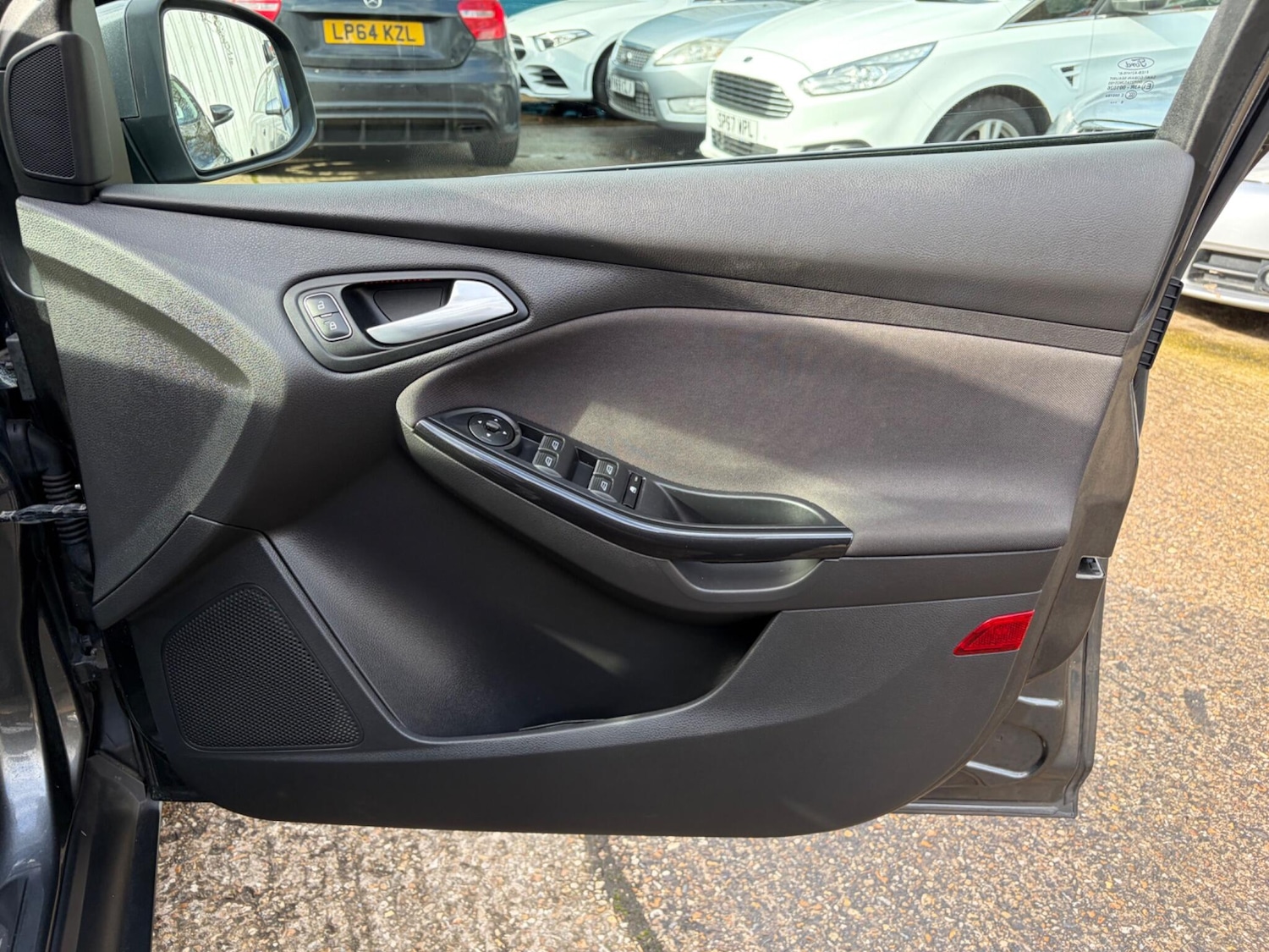 Used Ford Focus for sale - 77657952: Photo 32