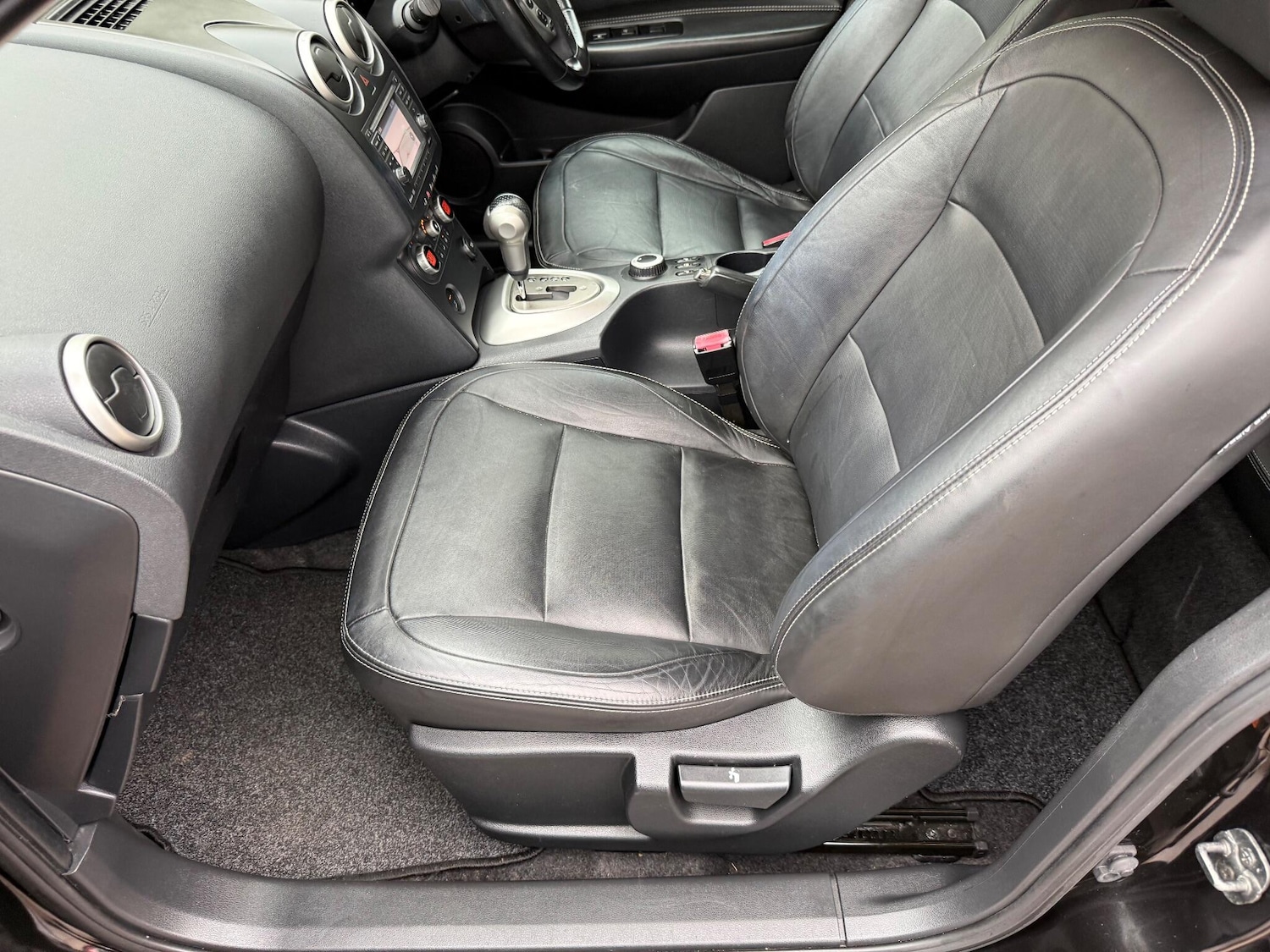 Used Nissan Qashqai 2009 for sale - 76425858: Photo 51