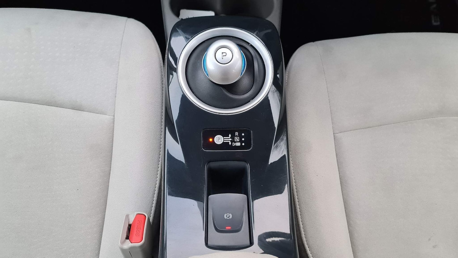 Used Nissan Leaf 2011 for sale - 76099275: Photo 30