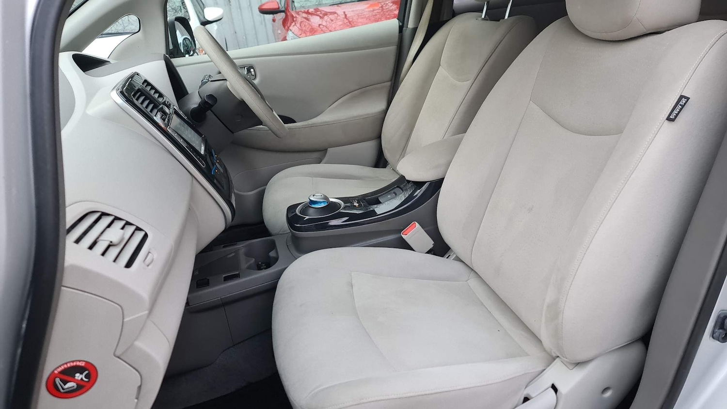 Used Nissan Leaf 2011 for sale - 76099275: Photo 37