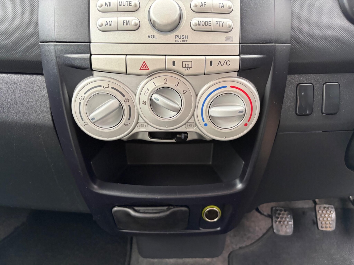 Used Perodua MYVI 2009 for sale - 77510720: Photo 20