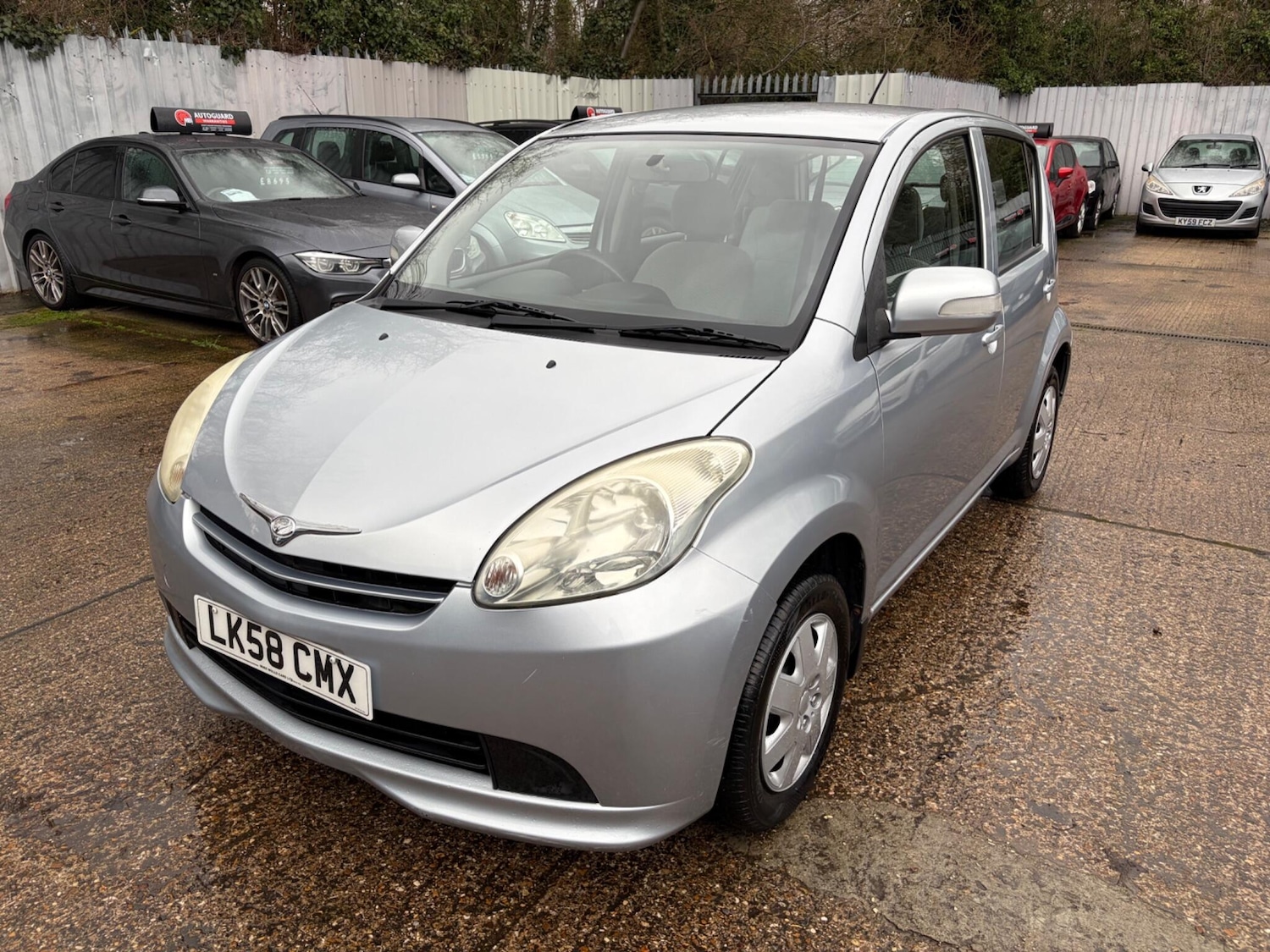 Used Perodua MYVI 2009 for sale - 77510720: Photo 3