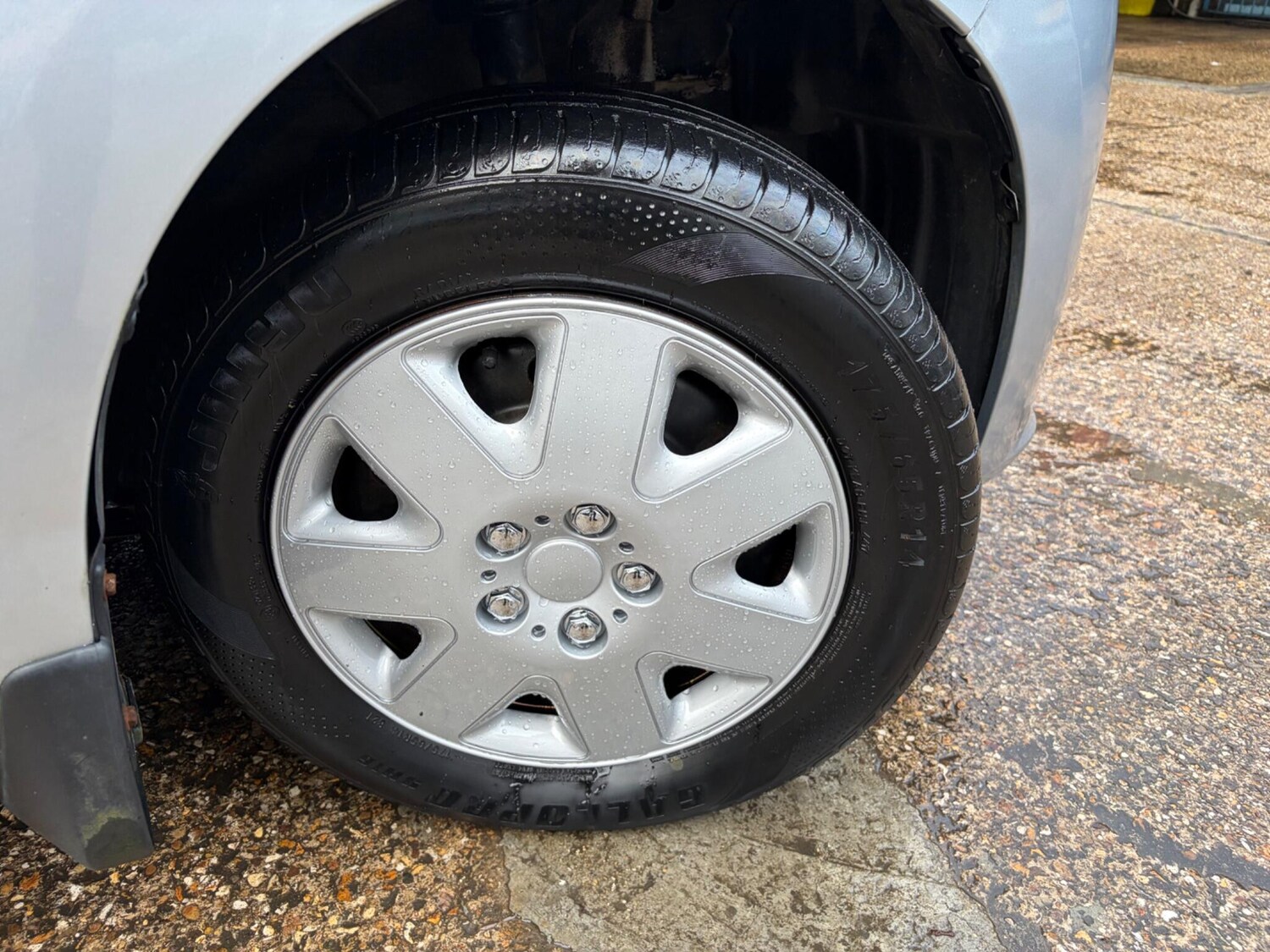 Used Perodua MYVI 2009 for sale - 77510720: Photo 39