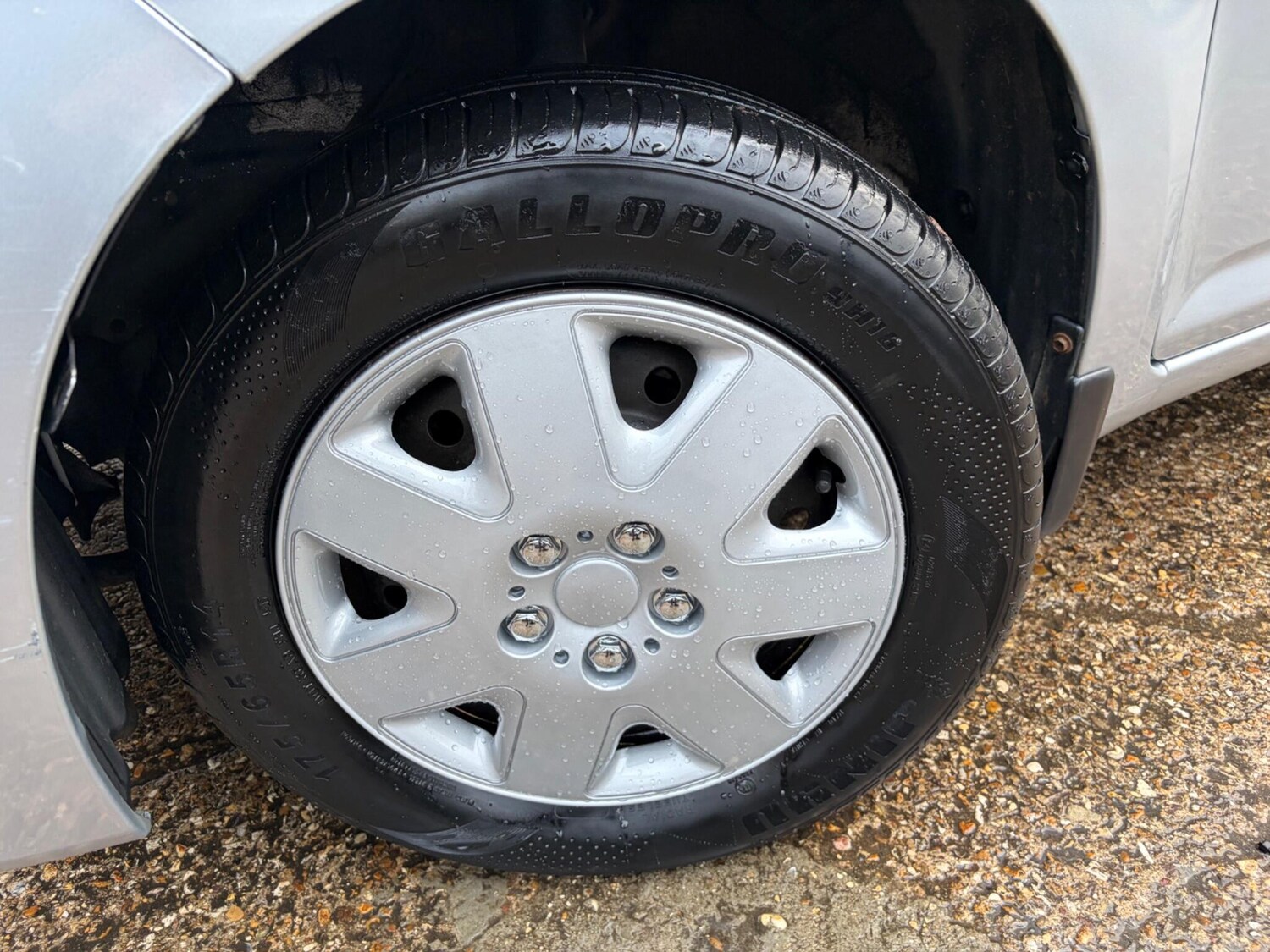 Used Perodua MYVI 2009 for sale - 77510720: Photo 41