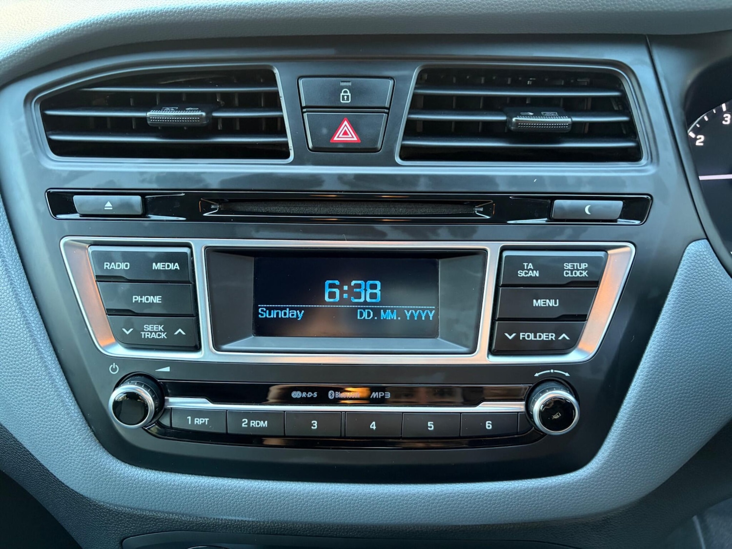 Used Hyundai i20 2016 for sale - 77723905: Photo 29