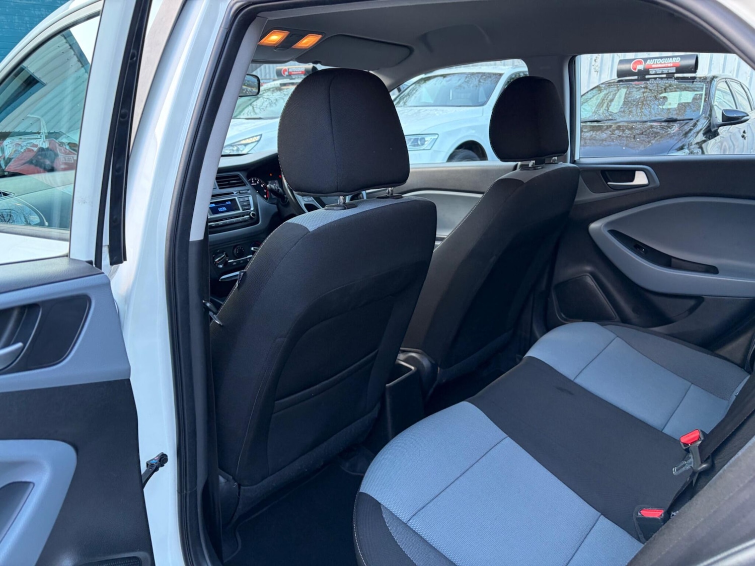 Used Hyundai i20 2016 for sale - 77723905: Photo 44