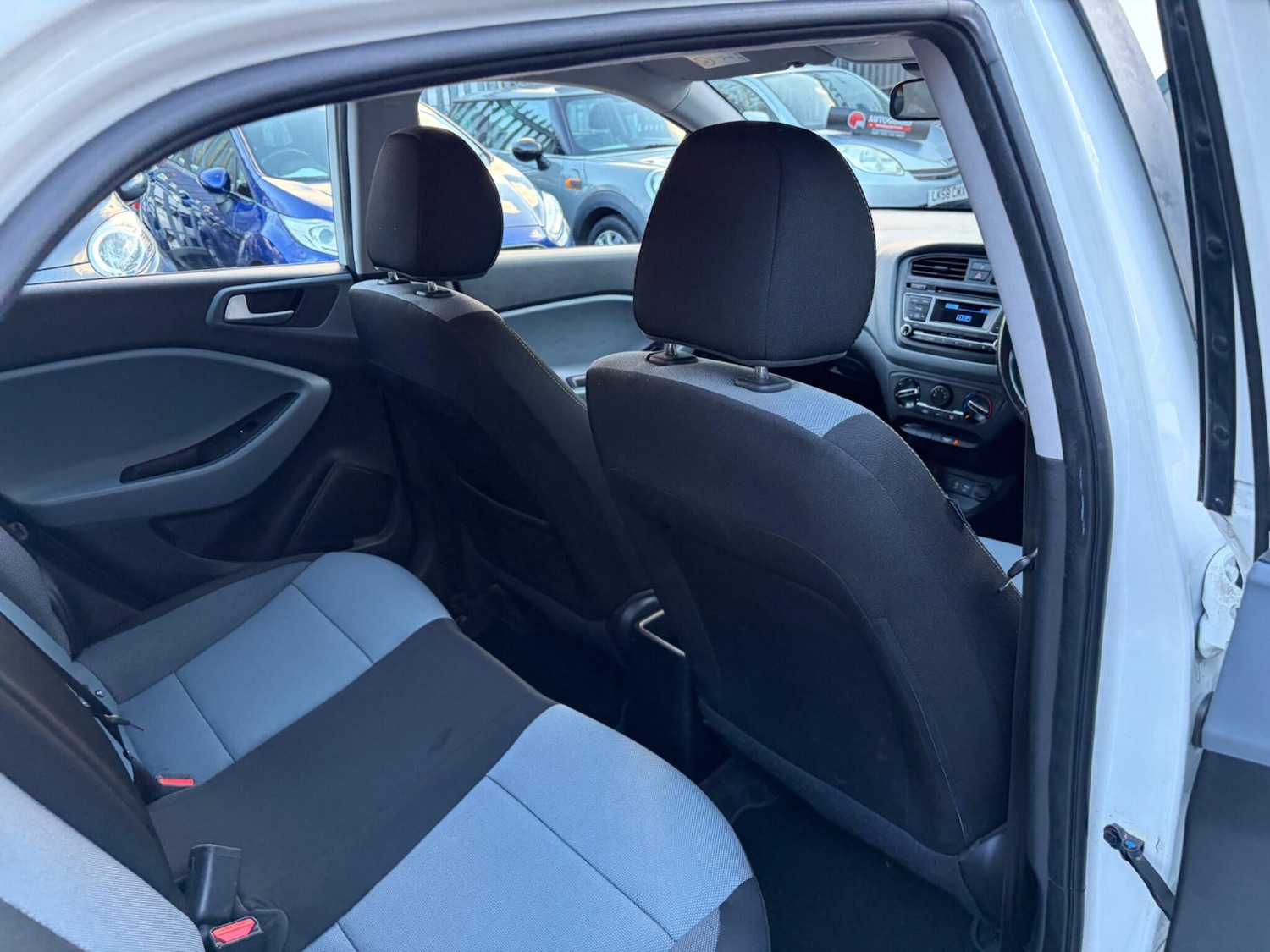 Used Hyundai i20 2016 for sale - 77723905: Photo 49