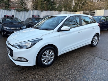Used Hyundai i20 2016 for sale - 77723905: Photo