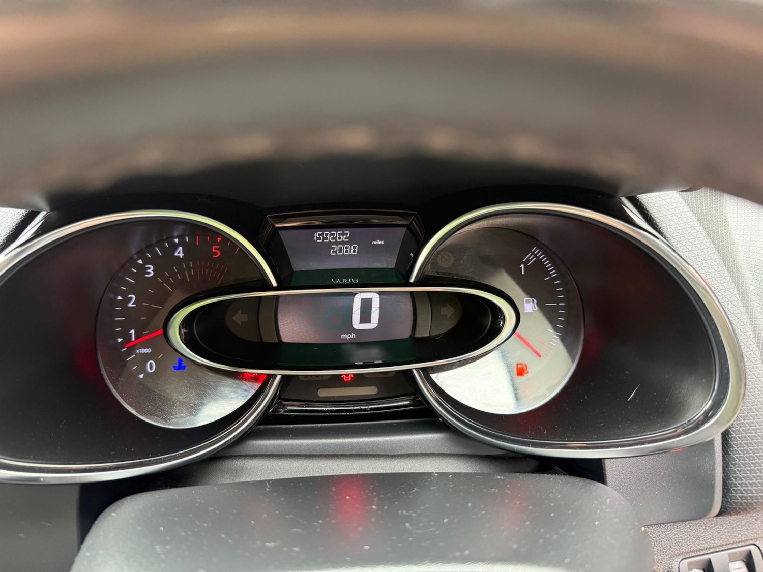 Used Renault Clio 2017 for sale - 76988835: Photo 13