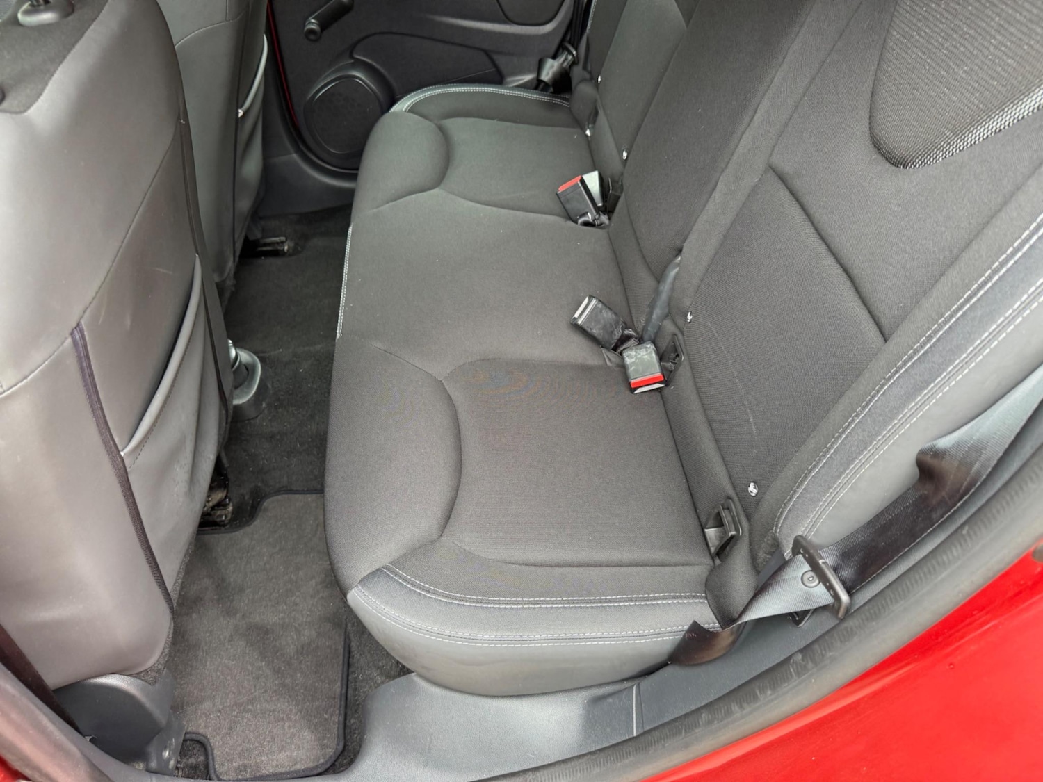 Used Renault Clio 2017 for sale - 76988835: Photo 29