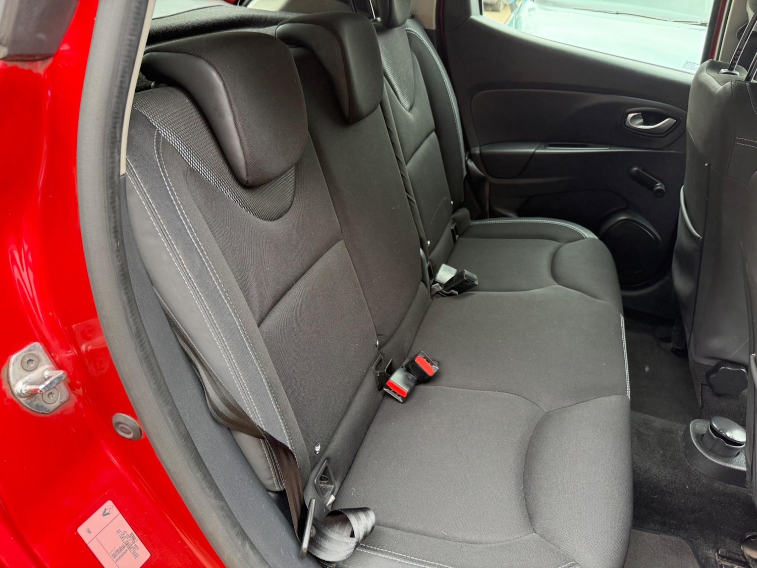 Used Renault Clio 2017 for sale - 76988835: Photo 34