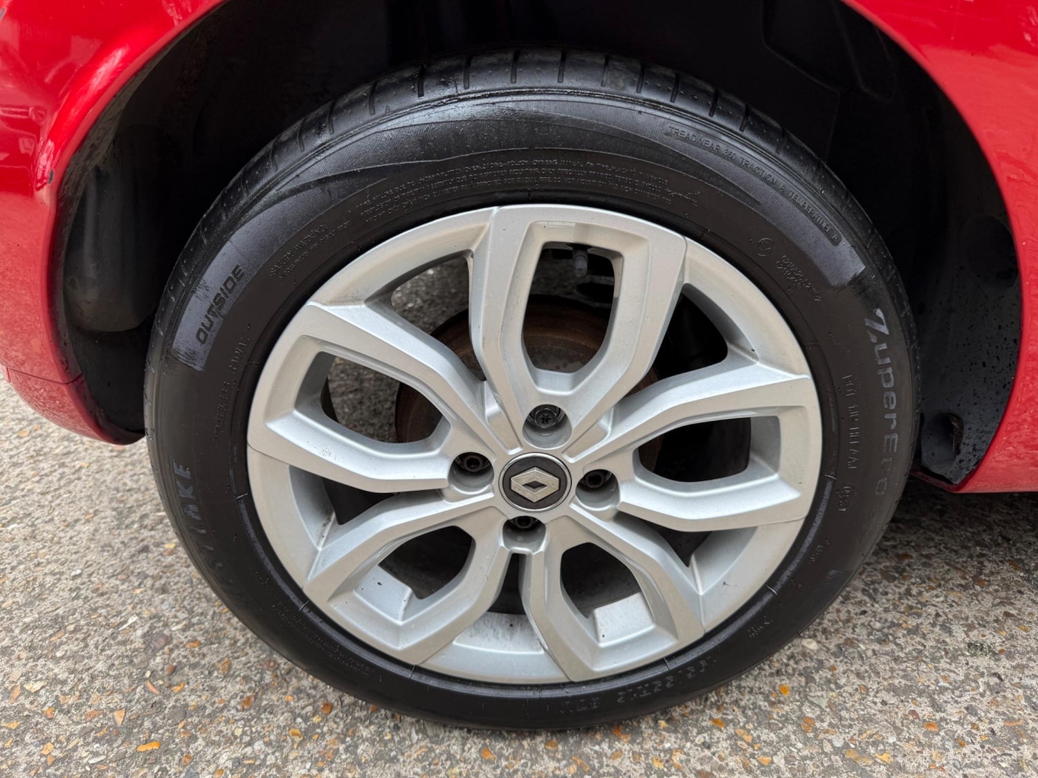 Used Renault Clio 2017 for sale - 76988835: Photo 42