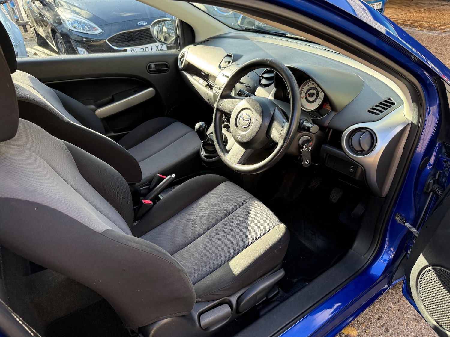 Used Mazda Mazda2 for sale - 76440473: Photo 13