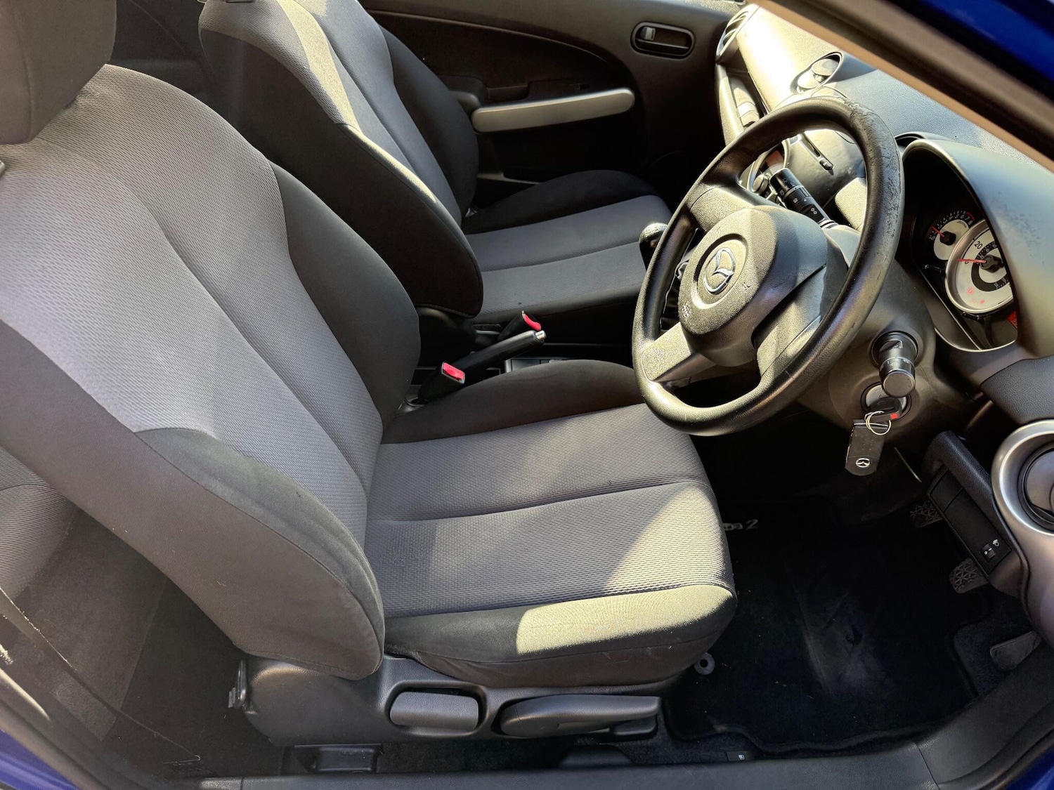 Used Mazda Mazda2 for sale - 76440473: Photo 14