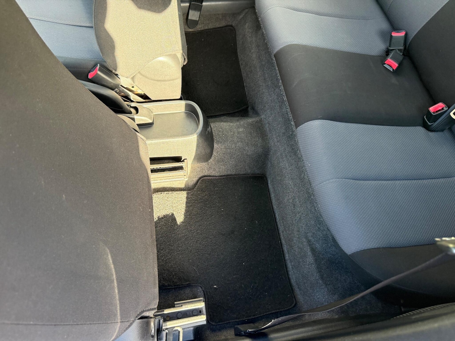 Used Mazda Mazda2 for sale - 76440473: Photo 43