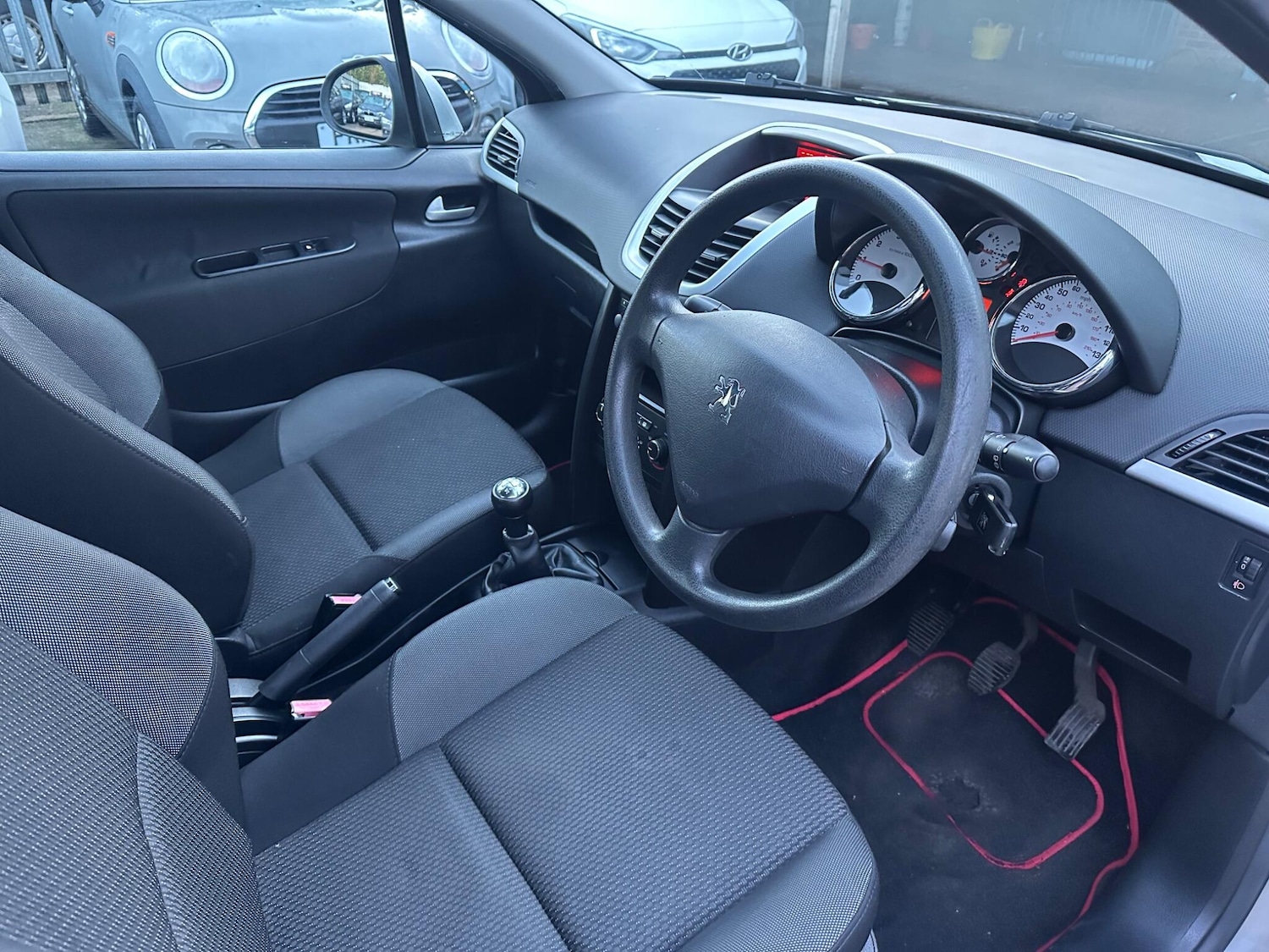 Used Peugeot 207 2009 for sale - 77029030: Photo 13