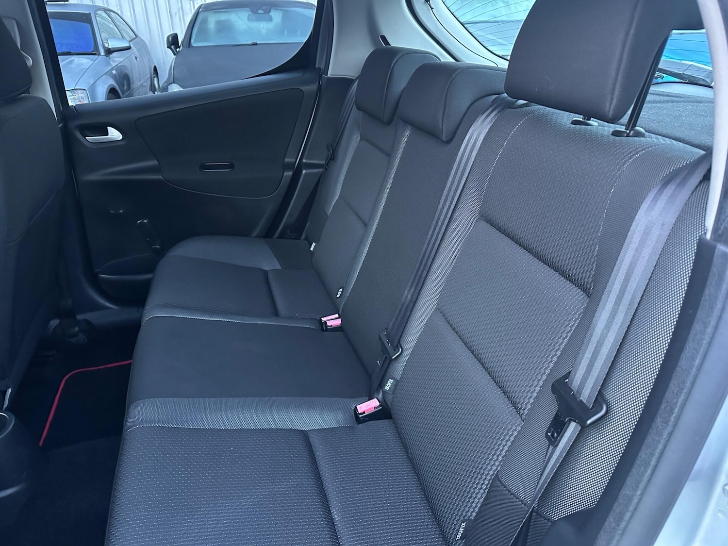 Used Peugeot 207 2009 for sale - 77029030: Photo 16