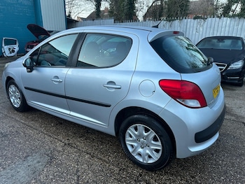 Used Peugeot 207 2009 for sale - 77029030: Photo