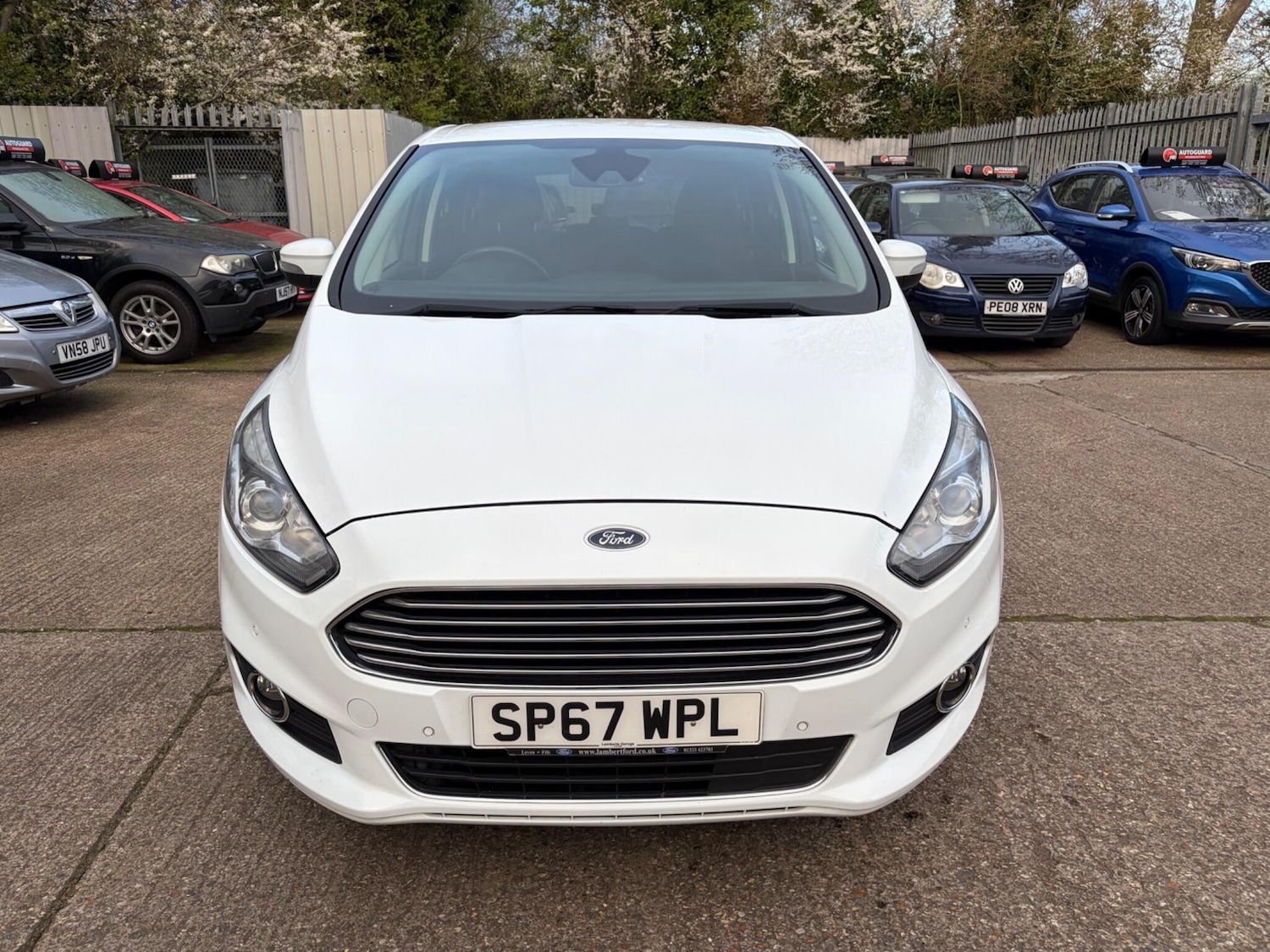 Used Ford S-Max 2017 for sale - 77839843: Photo 2