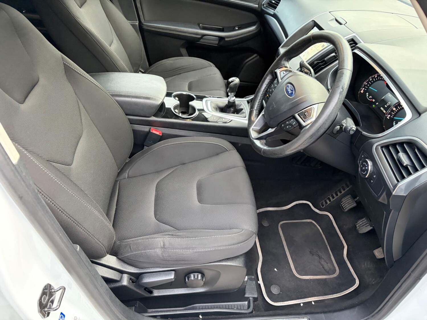 Used Ford S-Max 2017 for sale - 77839843: Photo 35