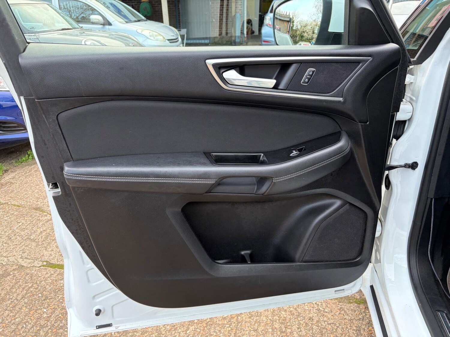 Used Ford S-Max 2017 for sale - 77839843: Photo 39