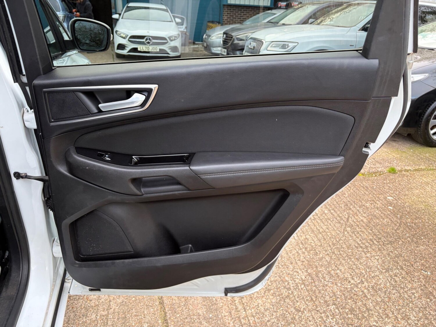 Used Ford S-Max 2017 for sale - 77839843: Photo 51