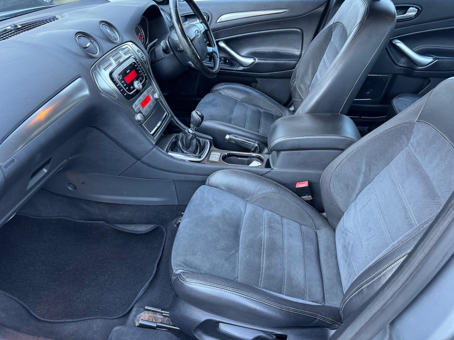 Used Ford Mondeo 2009 for sale - 76989503: Photo 23