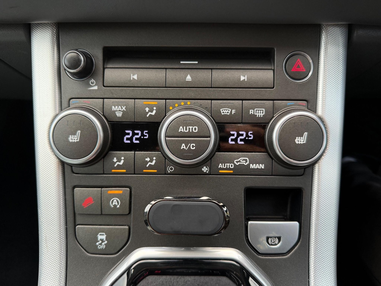 Used Land Rover Range Rover Evoque 2016 for sale - 76753143: Photo 28