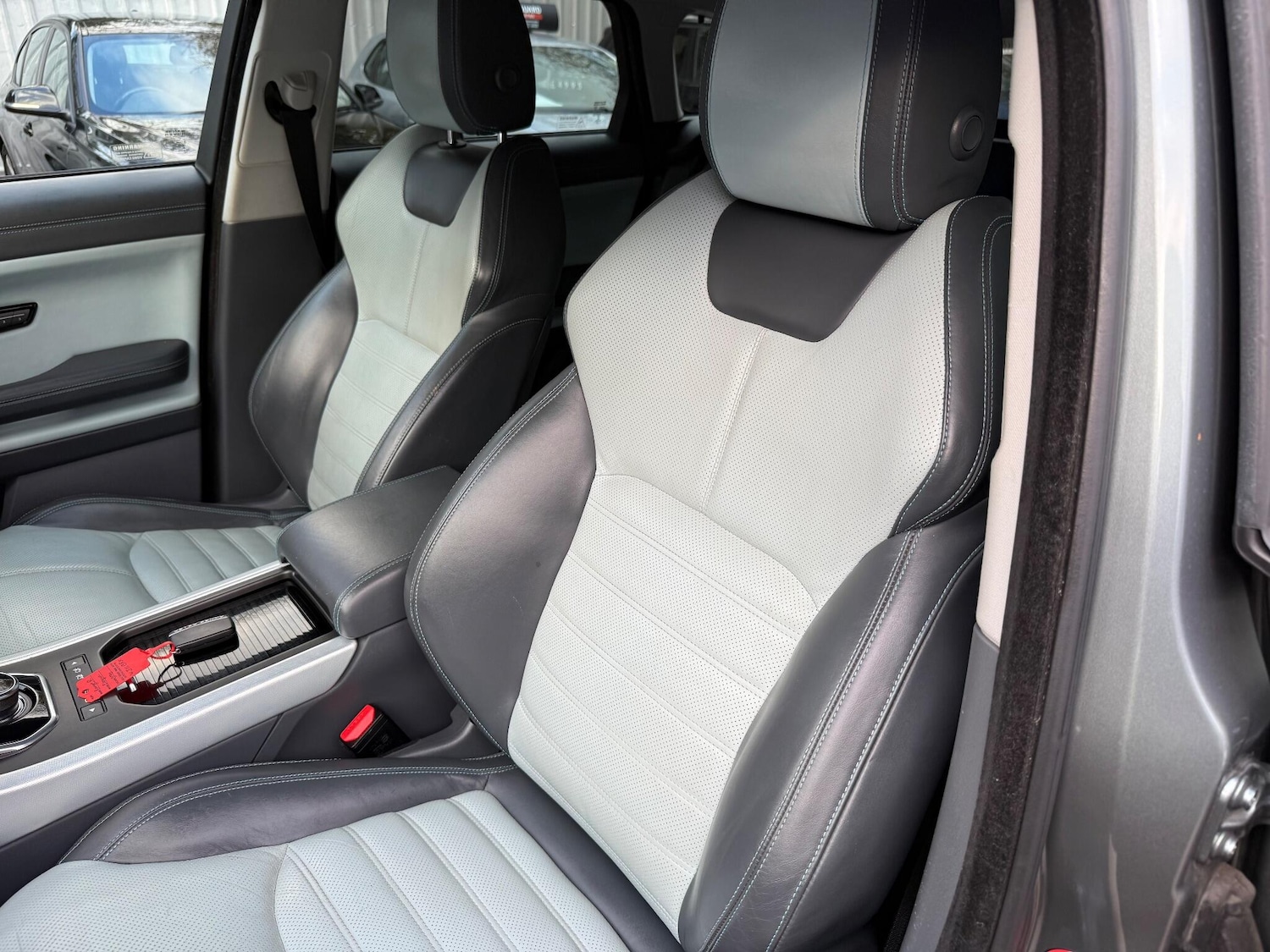 Used Land Rover Range Rover Evoque 2016 for sale - 76753143: Photo 52