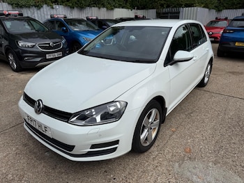 Used Volkswagen Golf 2017 for sale - 75459211: Photo