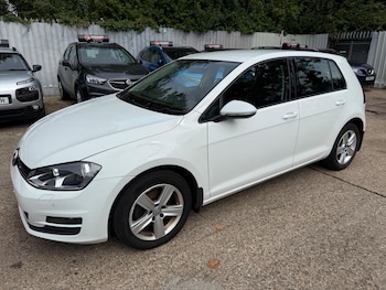 Used Volkswagen Golf 2017 for sale - 75459211: Photo