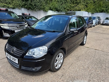 Used Volkswagen Polo 2009 for sale - 79441862: Photo