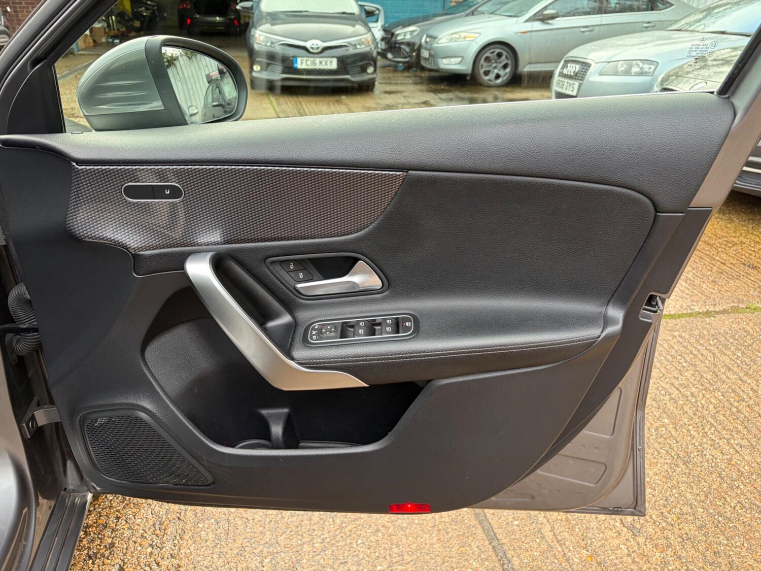 Used Mercedes-Benz A-Class for sale - 77484166: Photo 33