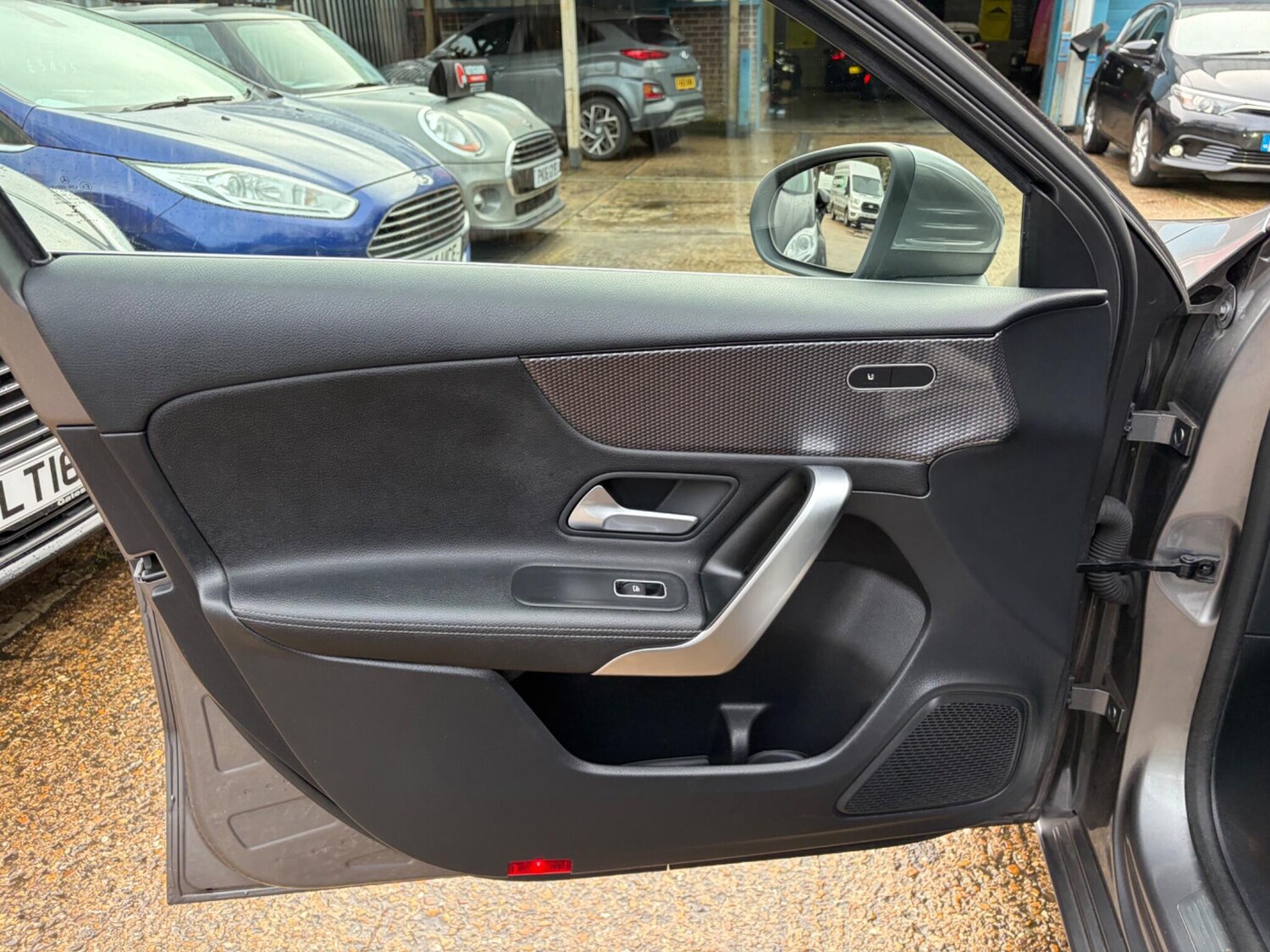 Used Mercedes-Benz A-Class for sale - 77484166: Photo 38