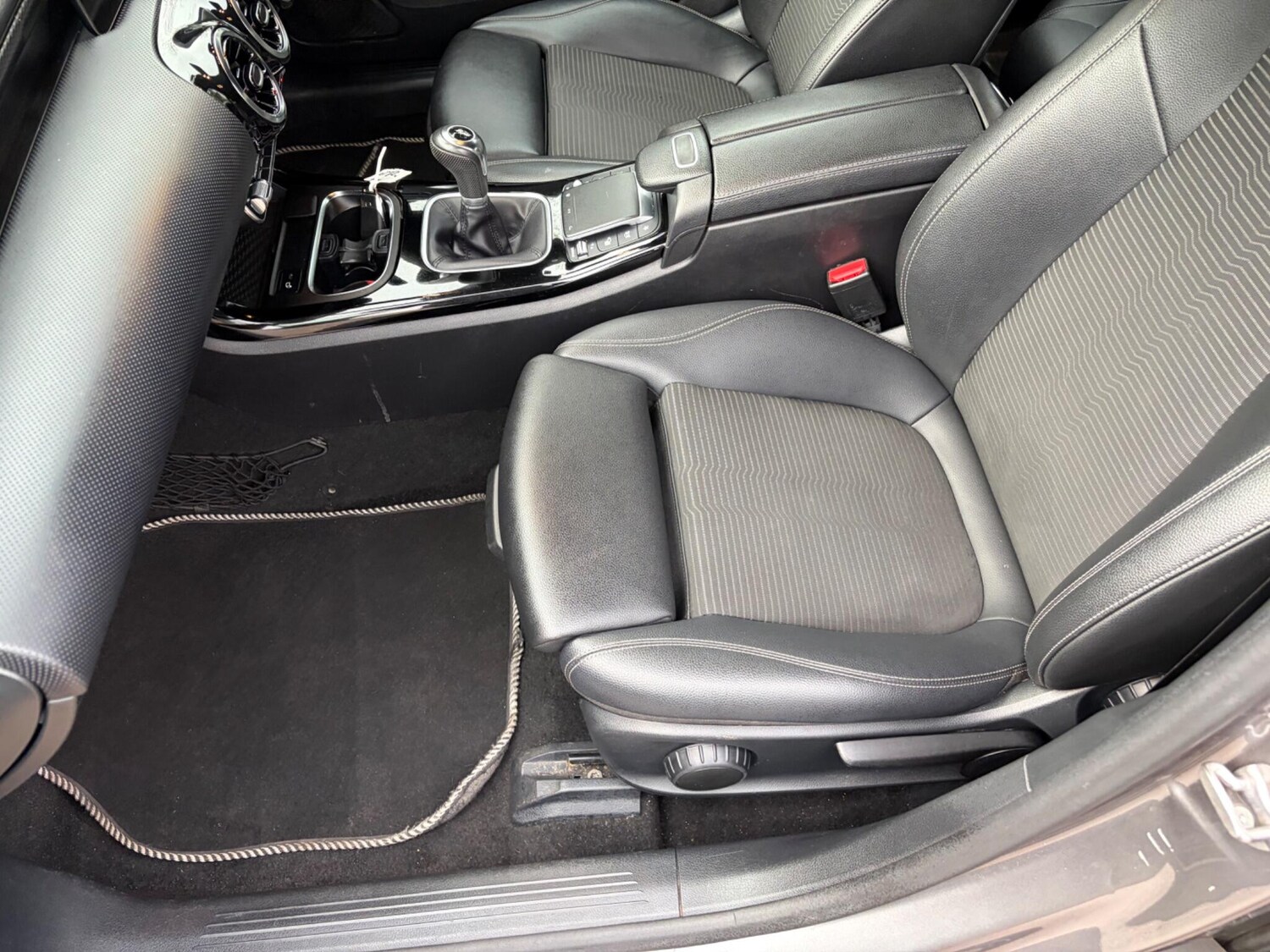 Used Mercedes-Benz A-Class for sale - 77484166: Photo 41