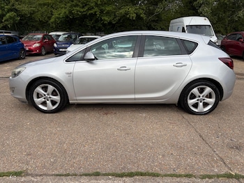 Used Vauxhall Astra 2010 for sale - 79255830: Photo