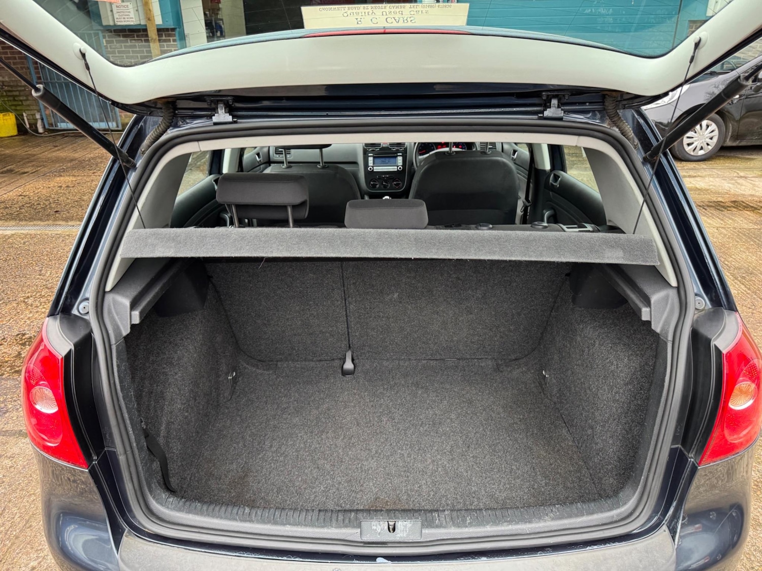 Vehicle 28