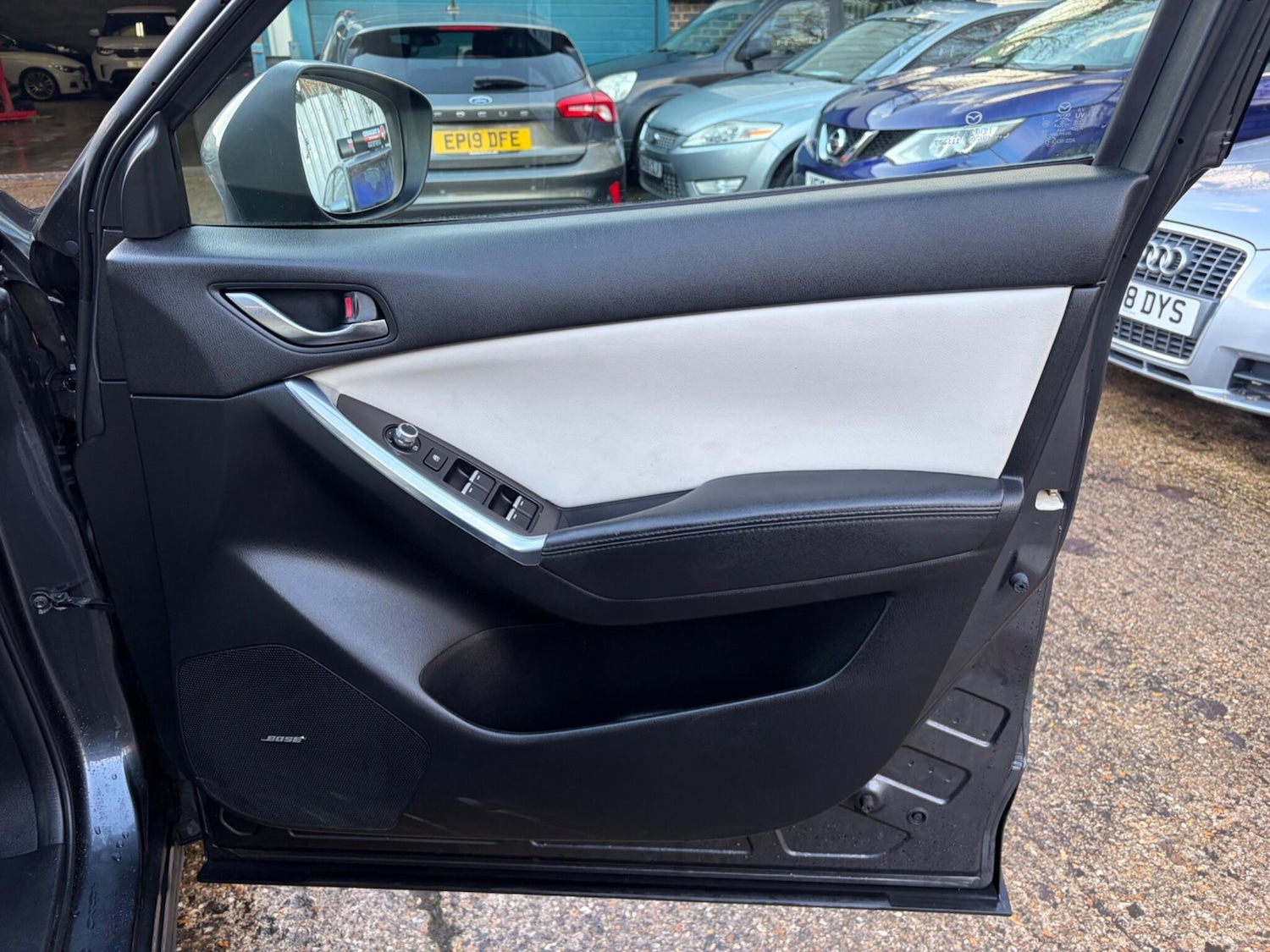 Used Mazda CX-5 2015 for sale - 77230105: Photo 31