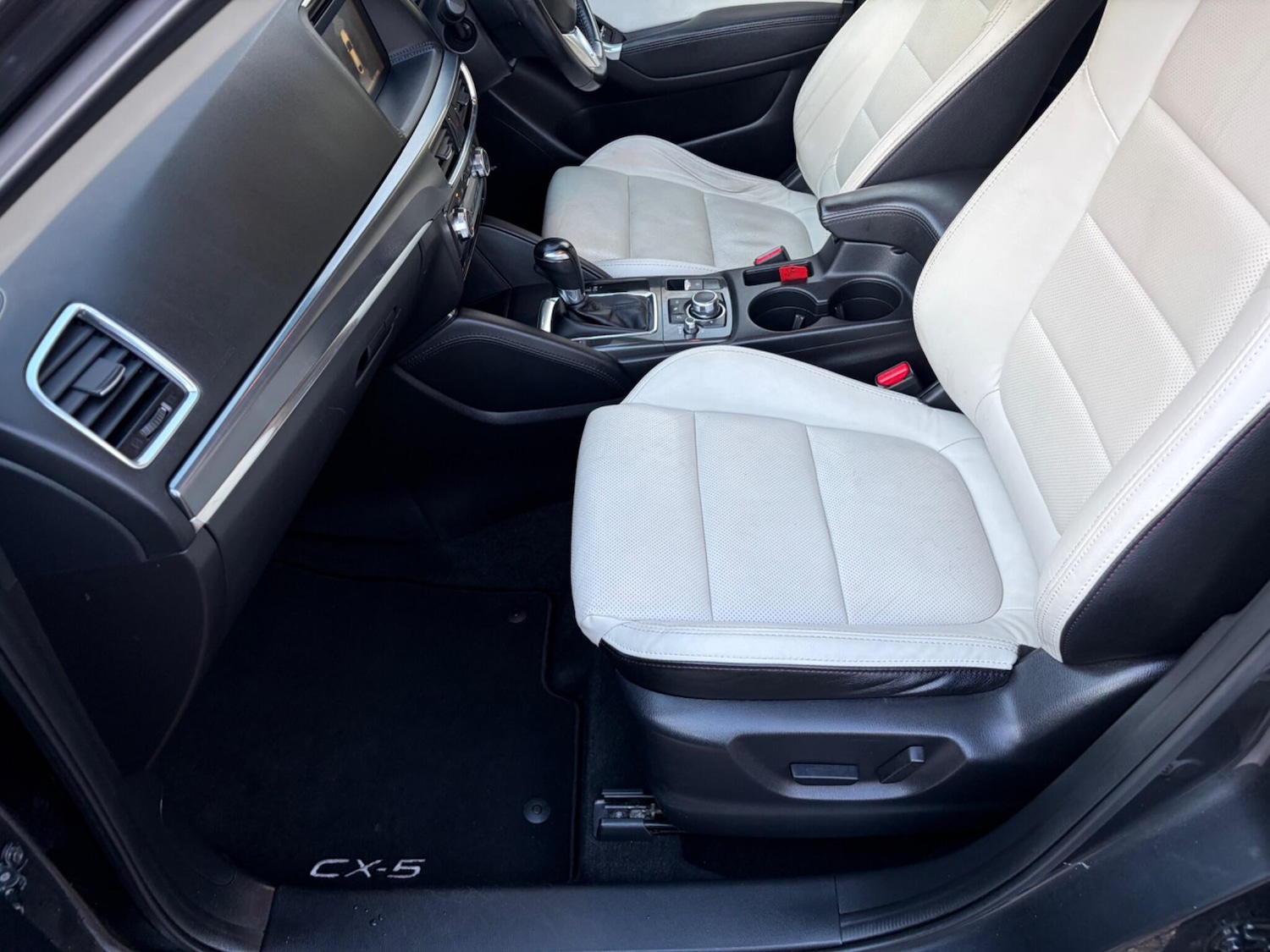 Used Mazda CX-5 2015 for sale - 77230105: Photo 39