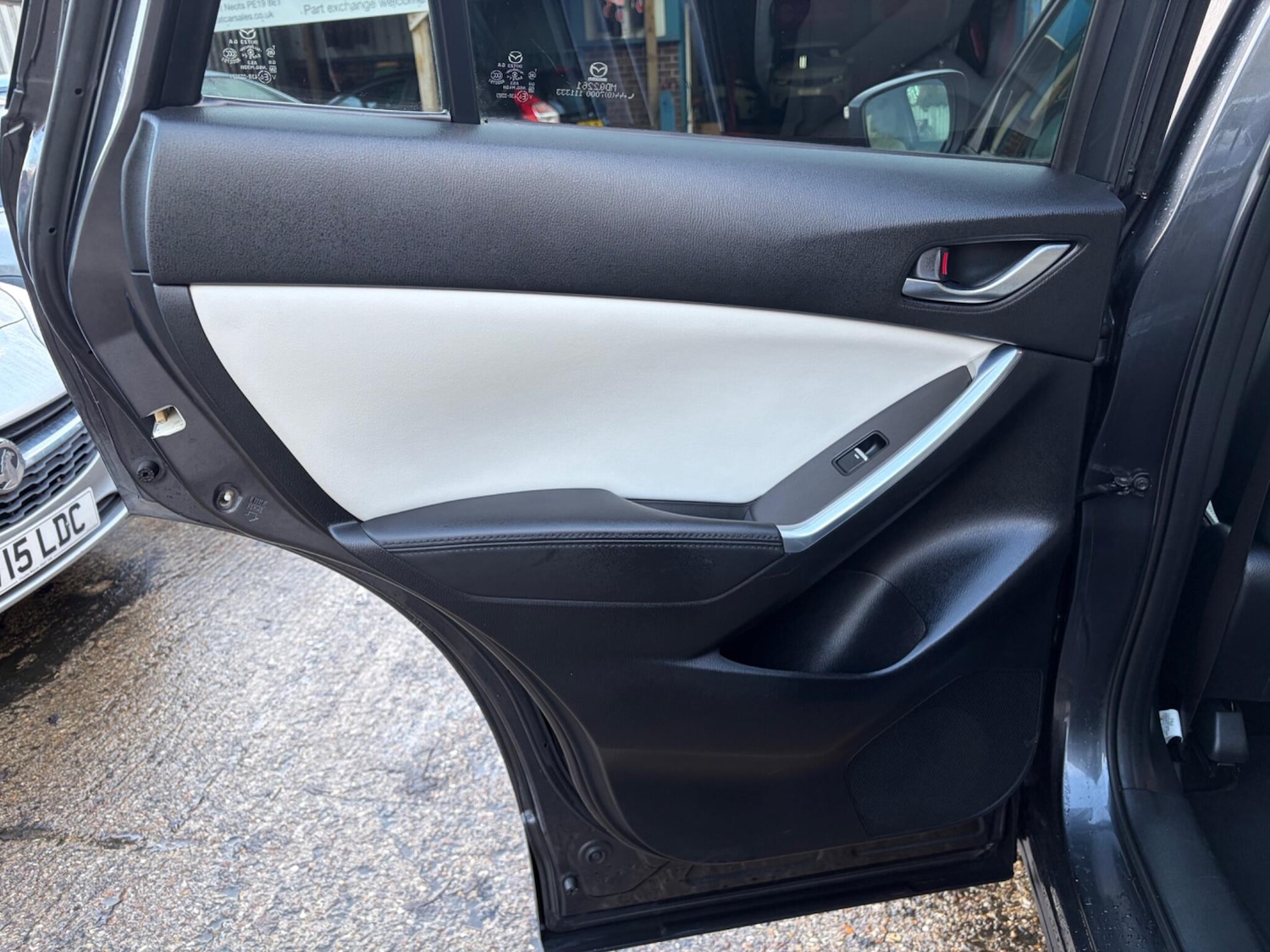 Used Mazda CX-5 2015 for sale - 77230105: Photo 41