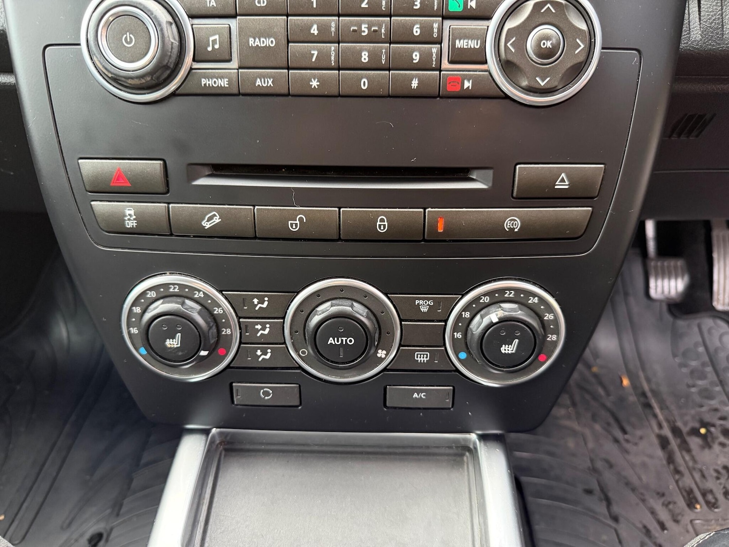 Used Land Rover Freelander 2 2013 for sale - 76349276: Photo 13