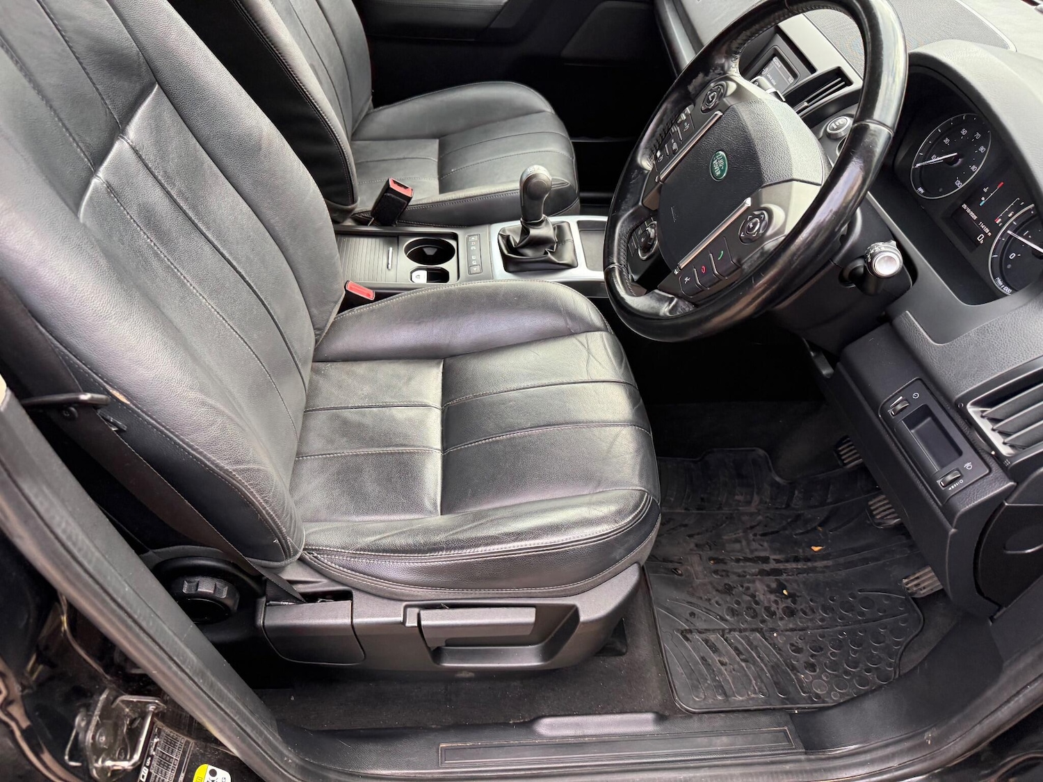 Used Land Rover Freelander 2 2013 for sale - 76349276: Photo 17