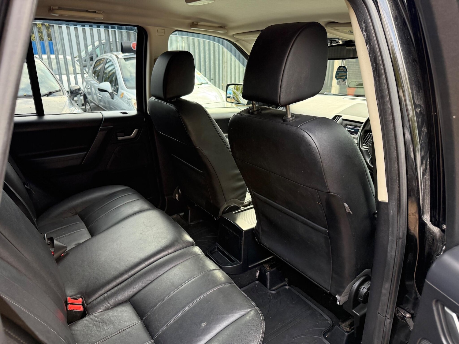 Used Land Rover Freelander 2 2013 for sale - 76349276: Photo 24