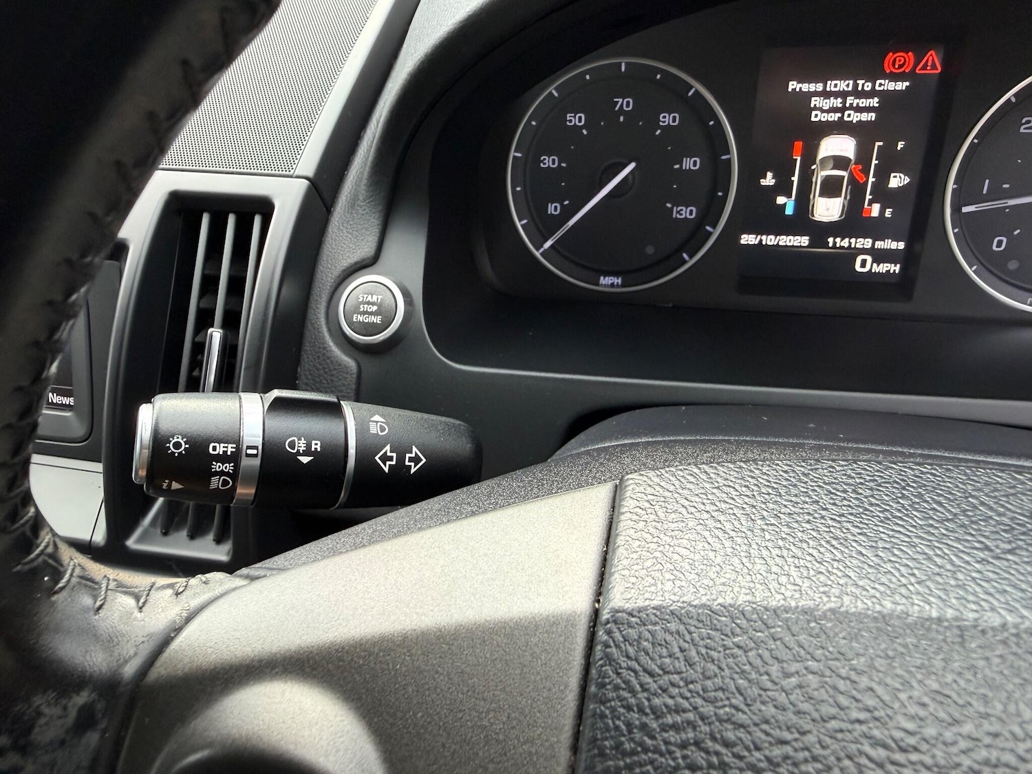 Used Land Rover Freelander 2 2013 for sale - 76349276: Photo 27