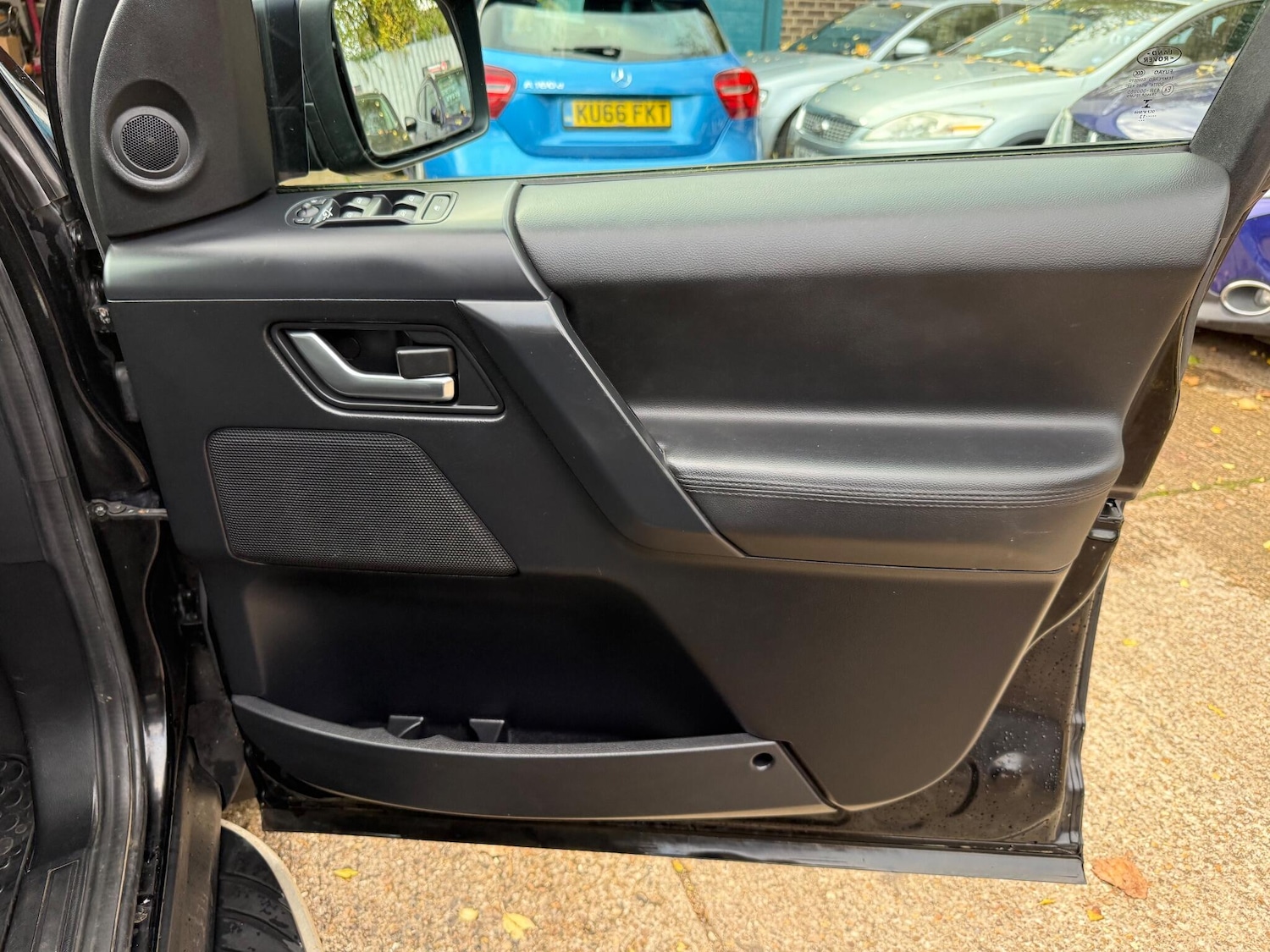 Used Land Rover Freelander 2 2013 for sale - 76349276: Photo 28