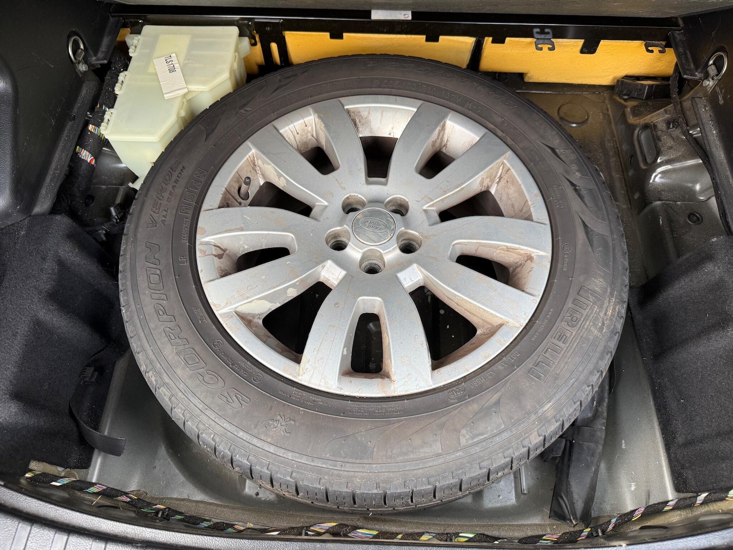 Used Land Rover Freelander 2 2013 for sale - 76349276: Photo 33