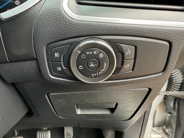 Used Ford Galaxy 2017 for sale - 75508331: Photo 27