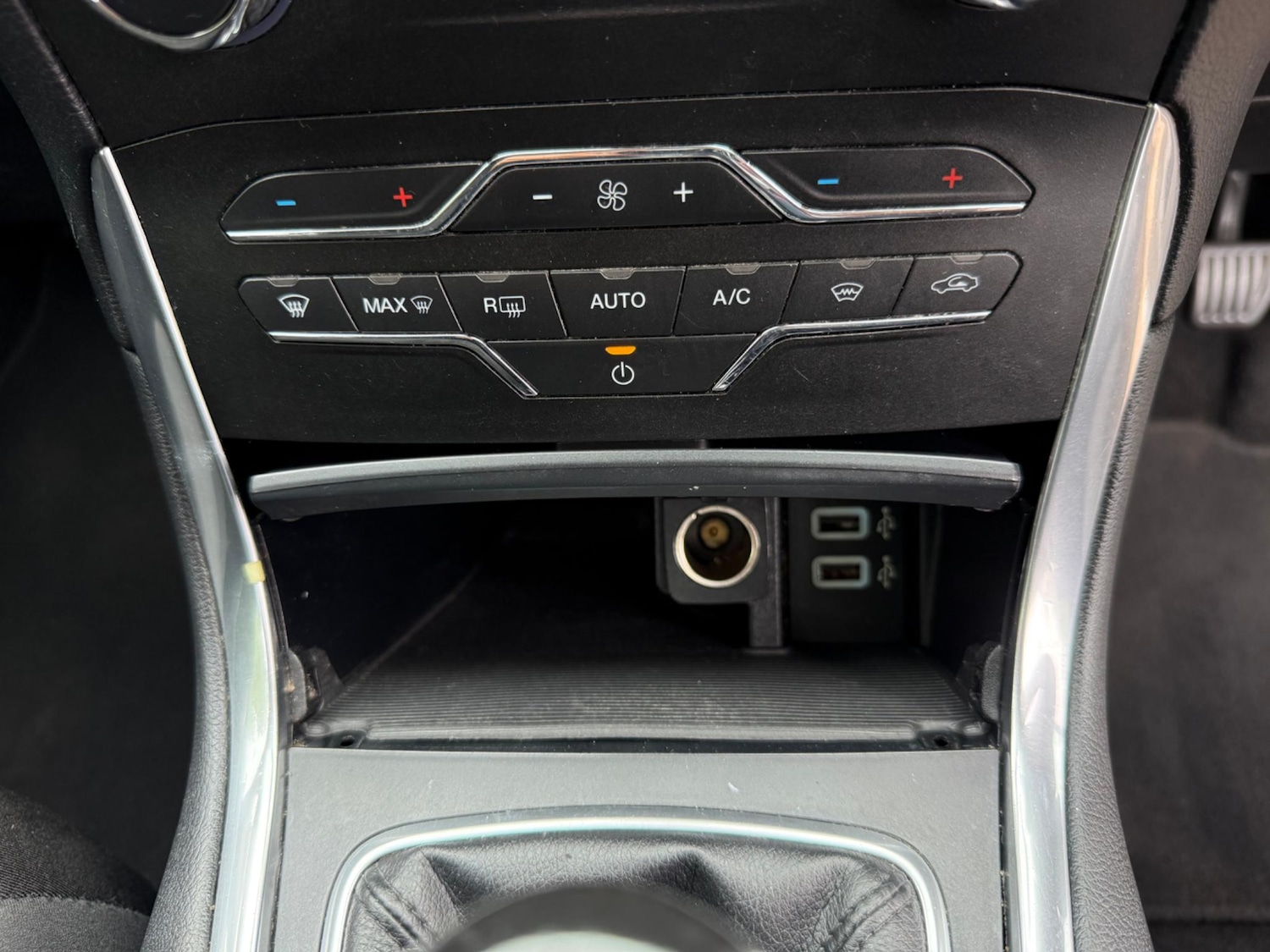Vehicle 33