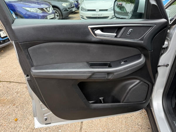 Used Ford Galaxy 2017 for sale - 75508331: Photo 39